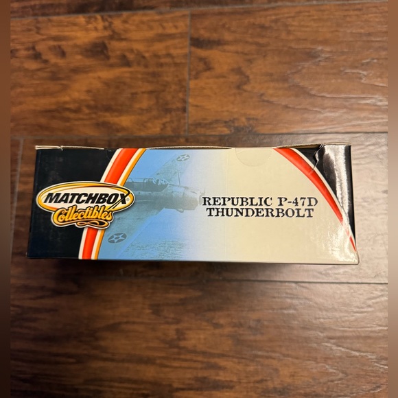 Vintage Matchbox Collectibles 1/72 Diecast P-47D Thunderbolt Investment Plane - Picture 6 of 8